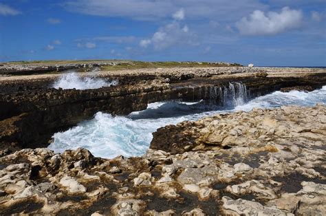 The Natural Arch of Devil's Bridge National Park, Antigua - Explanders