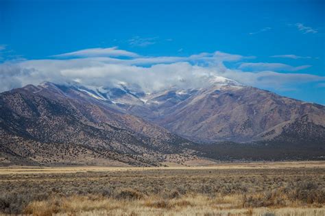 Walking Arizona: Western Desert Mountains of Utah