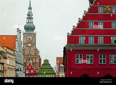 town hall, greifswald, cathedral st nikolai, town halls, greifswalds Stock Photo - Alamy