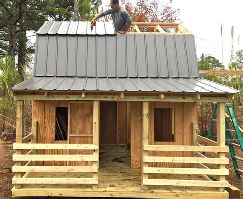 wooden barn playhouse for kids #kidsplayhouse #diyplayhouse | Play houses, Build a playhouse ...