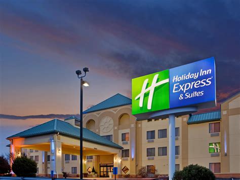 Holiday Inn Express & Suites St. Louis West - Fenton Hotel by IHG