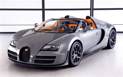 Silver Mercedes-Benz sedan, Bugatti Veyron 16.4 Grand Sport Vitesse ...