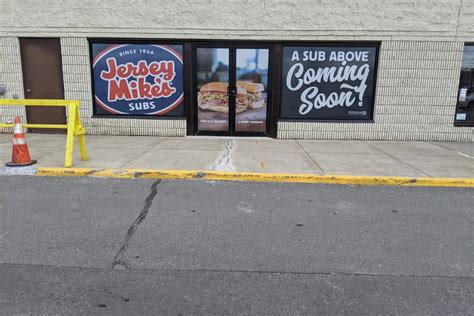 Jersey Mike's Subs Opening Four New Restaurants in Maine