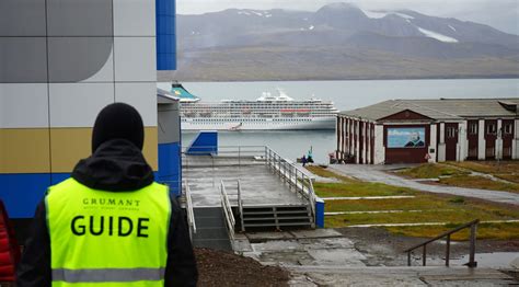 Russia considers building its own fleet of Arctic cruise ships – Eye on the Arctic