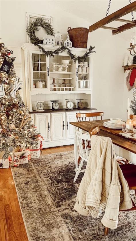 Winter farmhouse styling | Farmhouse decor, Home decor, Farmhouse ...