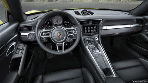 Porsche 911 Carrera 4 | 2016MY (Type 991 II) | Interior