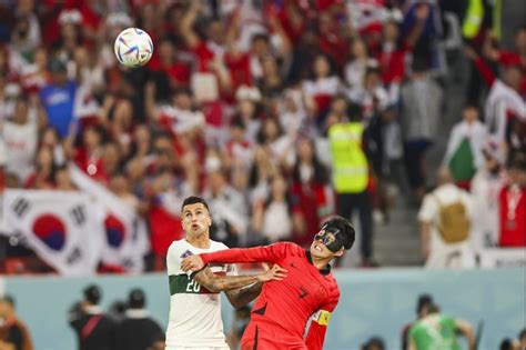 South Korea beats Portugal 2-1; both advance in World Cup soccer - UPI.com