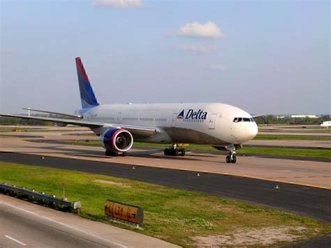 Delta Air Lines And The Boeing 777: A History - Simple Flying