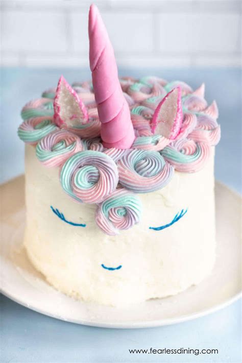 Gluten Free Unicorn Cake {Gluten Free Strawberry Cake} - Fearless Dining