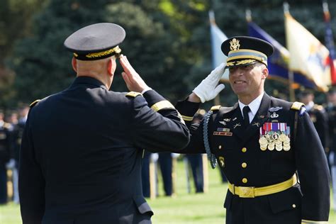 DVIDS - Images - Gen. Odierno Retirement Ceremony [Image 2 of 5]