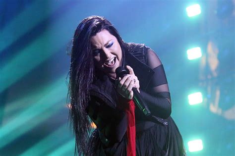 Evanescence: “The Bitter Truth” Tour at United Center - Chicago Concert Reviews