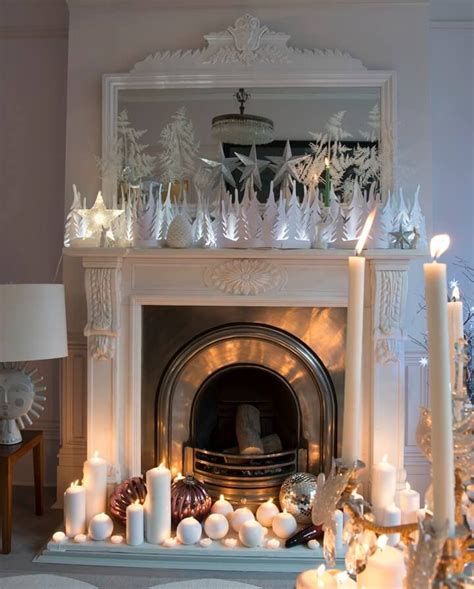 35 Christmas Fireplace Mantel Decoration Ideas That You'll Love