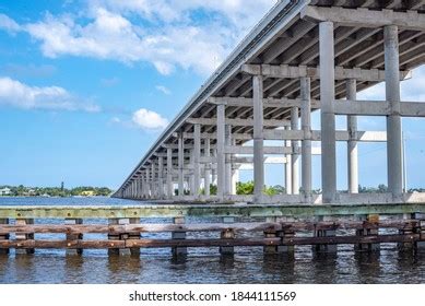 Vero Beach Intracoastal Waterway Bridges Indian Stock Photo 1844111569 | Shutterstock