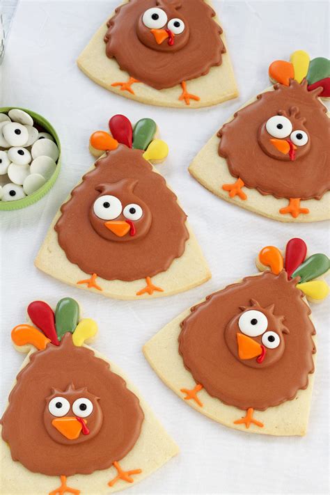 Simple Turkey Cookies | The Bearfoot Baker