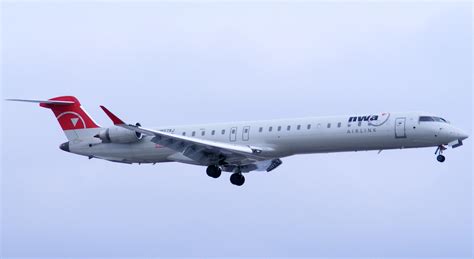 Canadair Regional Jet American Airlines - qleroislamic