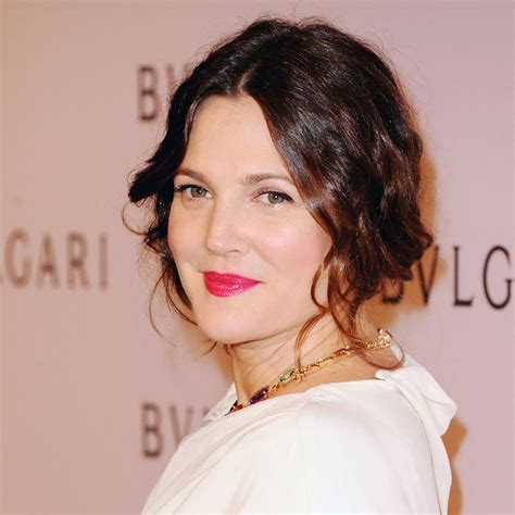 This Bright Lip Color on Drew Barrymore Gives You a Pretty Good Idea of ...