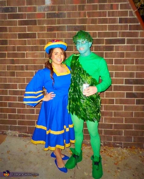 Chiquita Banana & the Jolly Green Giant Couples Costume