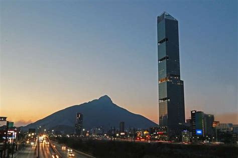 HILTON GARDEN INN MONTERREY OBISPADO $84 ($̶9̶0̶) - Prices & Hotel Reviews - Mexico