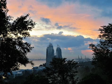 Mount Faber Park – Hiking the Green Isle