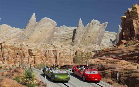 Radiator Springs Racers - Review of the Disneyland Ride