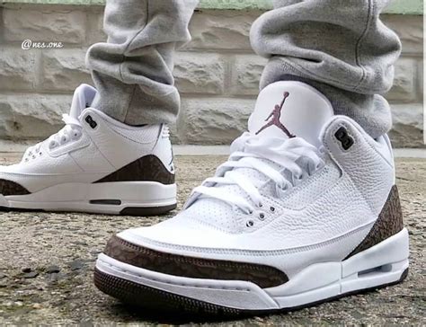 Air Jordan 3 Mocha 2018 136064-122 Release Date | SneakerFiles