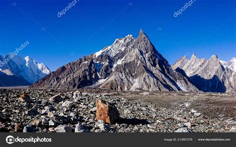 Broad Peak Concordia Karakorum Mountains Pakistan — Stock Photo © khlongwangchao #213907278