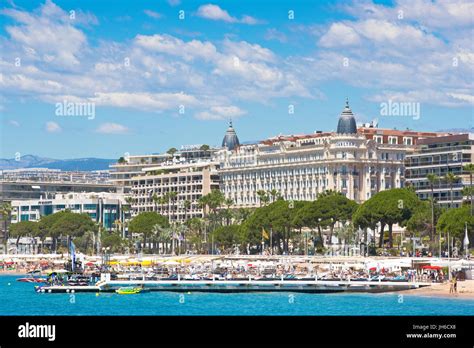 La Croisette Stock Photos & La Croisette Stock Images - Alamy