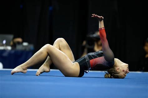 Peng-Peng Lee clinches NCAA title for UCLA gymnastics with perfect 10 – Pasadena Star News