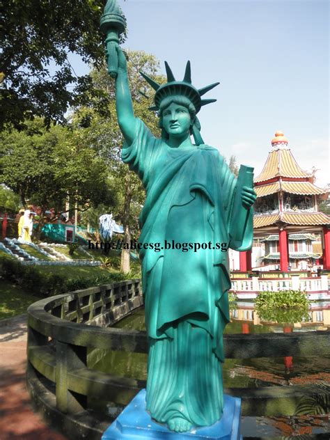 Alicesg-Singaporemyhome: Haw Par Villa - Statues of foreign countries