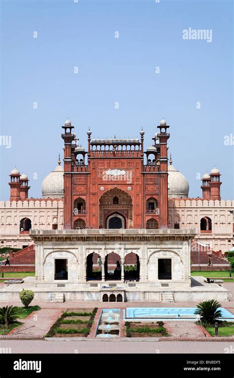 Badshahi mosque, Lahore, Punjab, Pakistan Stock Photo - Alamy