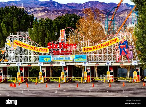 The entrance to Six Flags Magic Mountain in Santa Clarita California Stock Photo - Alamy