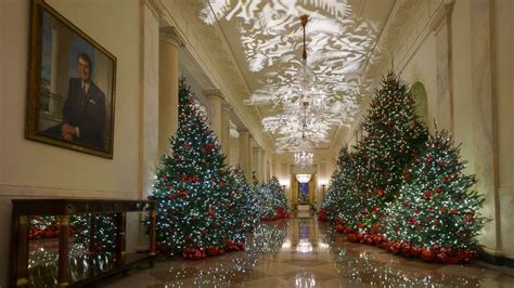 First lady Melania Trump unveils 2018 White House Christmas decorations - Good Morning America