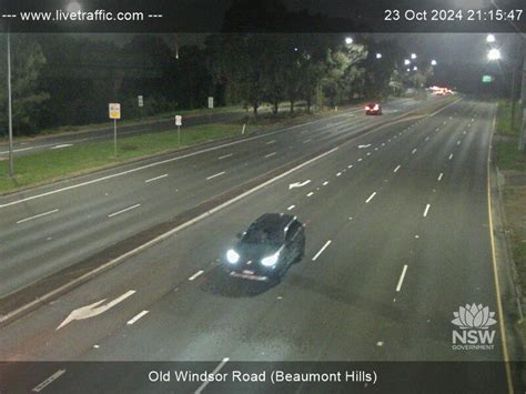 Webcam at Old Windsor Road at Windsor Road, Kellyville Ridge, NSW - Snarl - Sydney Traffic Updates