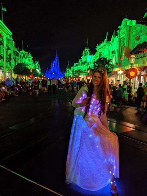 Celebrate Halfway to Halloween By Sharing Your Spookiest Disney Outfits! - AllEars.Net