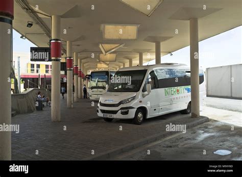 dh ARRECIFE LANZAROTE Bus station Stock Photo - Alamy