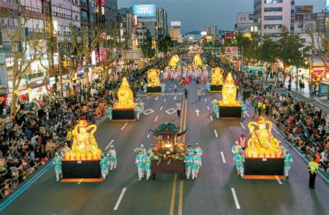 Seoul’s streets light up for Buddha’s birthday : The annual parade brings together generations ...
