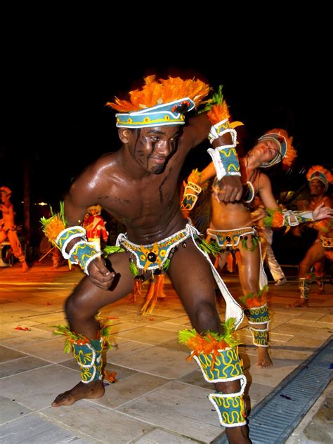 Free Images : dance, carnival, show, colorful, dancer, festival, feathered, samba, brazil ...