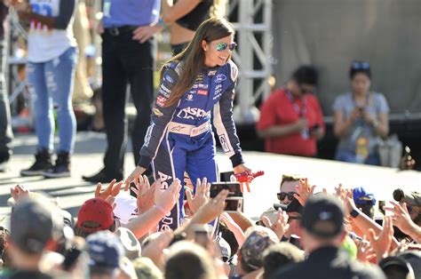 Danica Patrick crashes in final NASCAR race as full-time driver | The Spokesman-Review