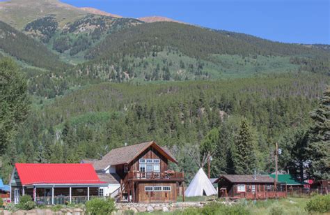 Twin Lakes Roadhouse Lodge (Twin Lakes, CO) - Resort Reviews ...