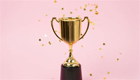 12 Inspiring Employee Recognition Award Ideas - Achievers