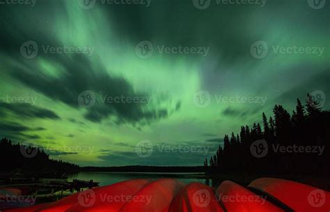 Northern Lights Canada 5182031 Stock Photo at Vecteezy