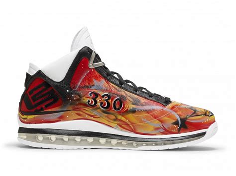 Nike Air Max LeBron VII Artist Series Akron by James Hayden | NIKE ...