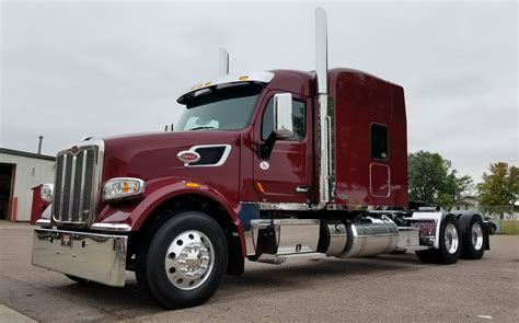 NEW 567 HERITAGE EDITION! - Peterbilt of Sioux Falls