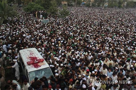 PAKISTAN MUMTAZ QADRI EXECUTION