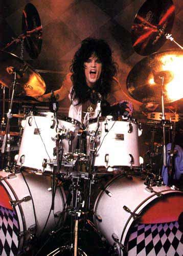 Tommy Lee - DRUMMERWORLD