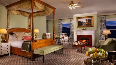 Bretton Woods Luxury Hotels | Omni Mount Washington Resort