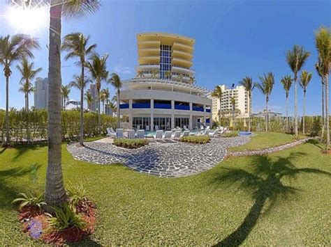 Hilton Bentley Miami South Beach Hotel in Miami Beach (FL) - Room Deals, Photos & Reviews