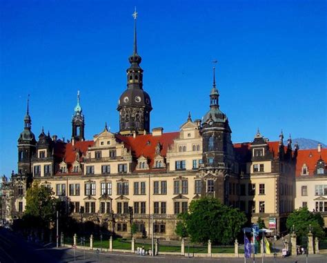 8 Historic Facts about Dresden Castle