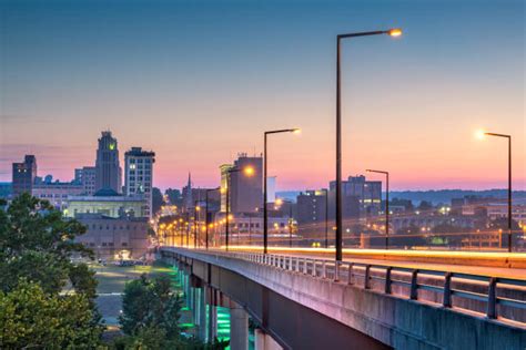 Youngstown Ohio Skyline Stock Photos, Pictures & Royalty-Free Images ...