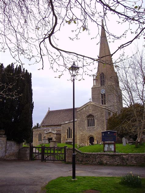 Bampton, Oxfordshire - Wikipedia | Downton, Downton abbey, Highclere castle